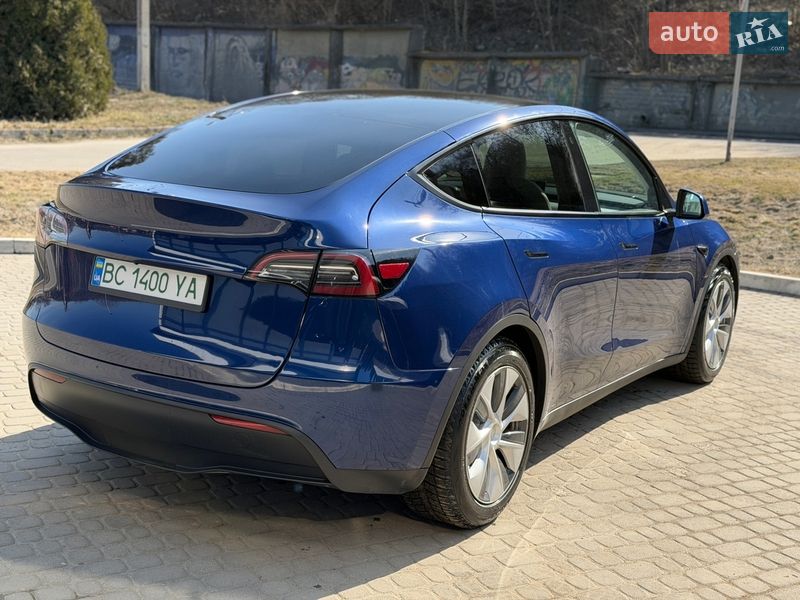 Позашляховик / Кросовер Tesla Model Y 2023 в Львові фото 10 Позашляховик / Кросовер Tesla Model Y 2023 в Львові