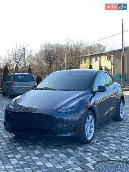 Внедорожник / Кроссовер Tesla Model Y 2024 в Харькове
