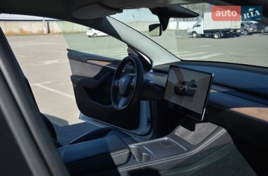 Позашляховик / Кросовер Tesla Model Y 2022 в Києві