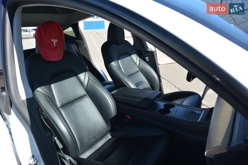 Внедорожник / Кроссовер Tesla Model Y 2022 в Киеве фото 14 Внедорожник / Кроссовер Tesla Model Y 2022 в Киеве