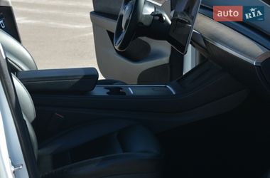Позашляховик / Кросовер Tesla Model Y 2022 в Києві