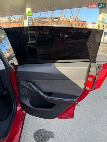 Внедорожник / Кроссовер Tesla Model Y 2020 в Кропивницком