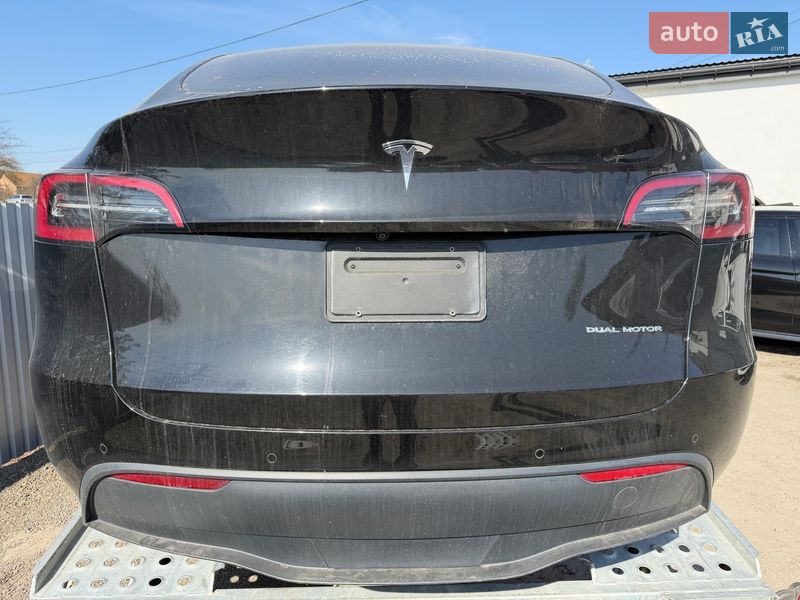 Внедорожник / Кроссовер Tesla Model Y 2022 в Дрогобыче