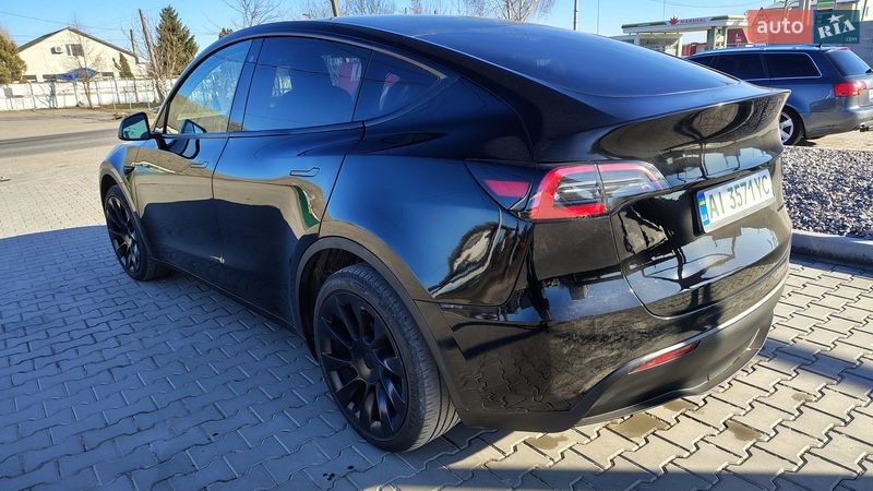 Позашляховик / Кросовер Tesla Model Y 2023 в Білій Церкві