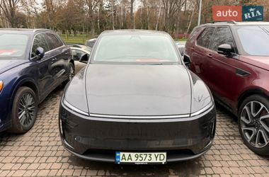 Позашляховик / Кросовер Tesla Model Y 2025 в Києві