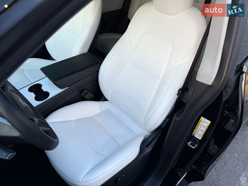 Позашляховик / Кросовер Tesla Model Y 2020 в Львові