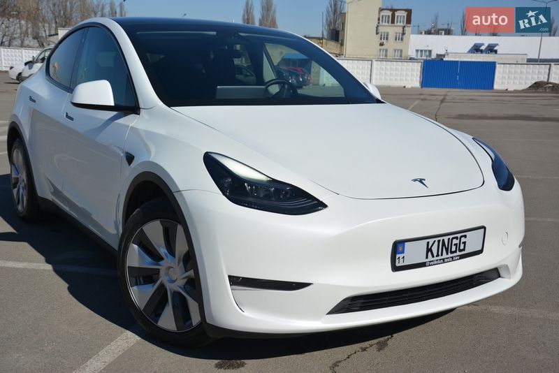 Позашляховик / Кросовер Tesla Model Y 2022 в Києві