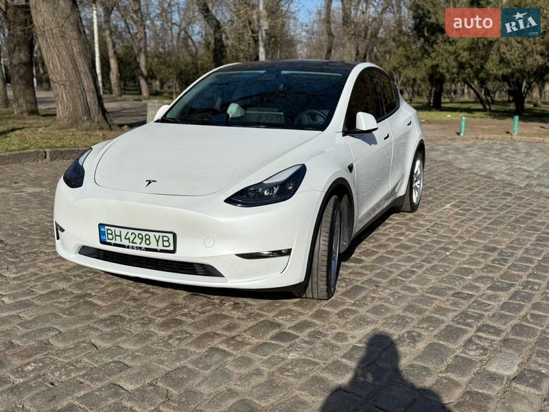 Внедорожник / Кроссовер Tesla Model Y 2023 в Одессе