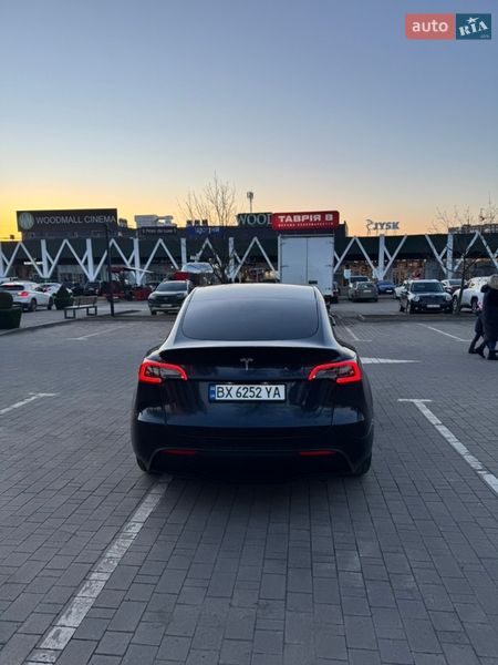 Внедорожник / Кроссовер Tesla Model Y 2024 в Хмельницком