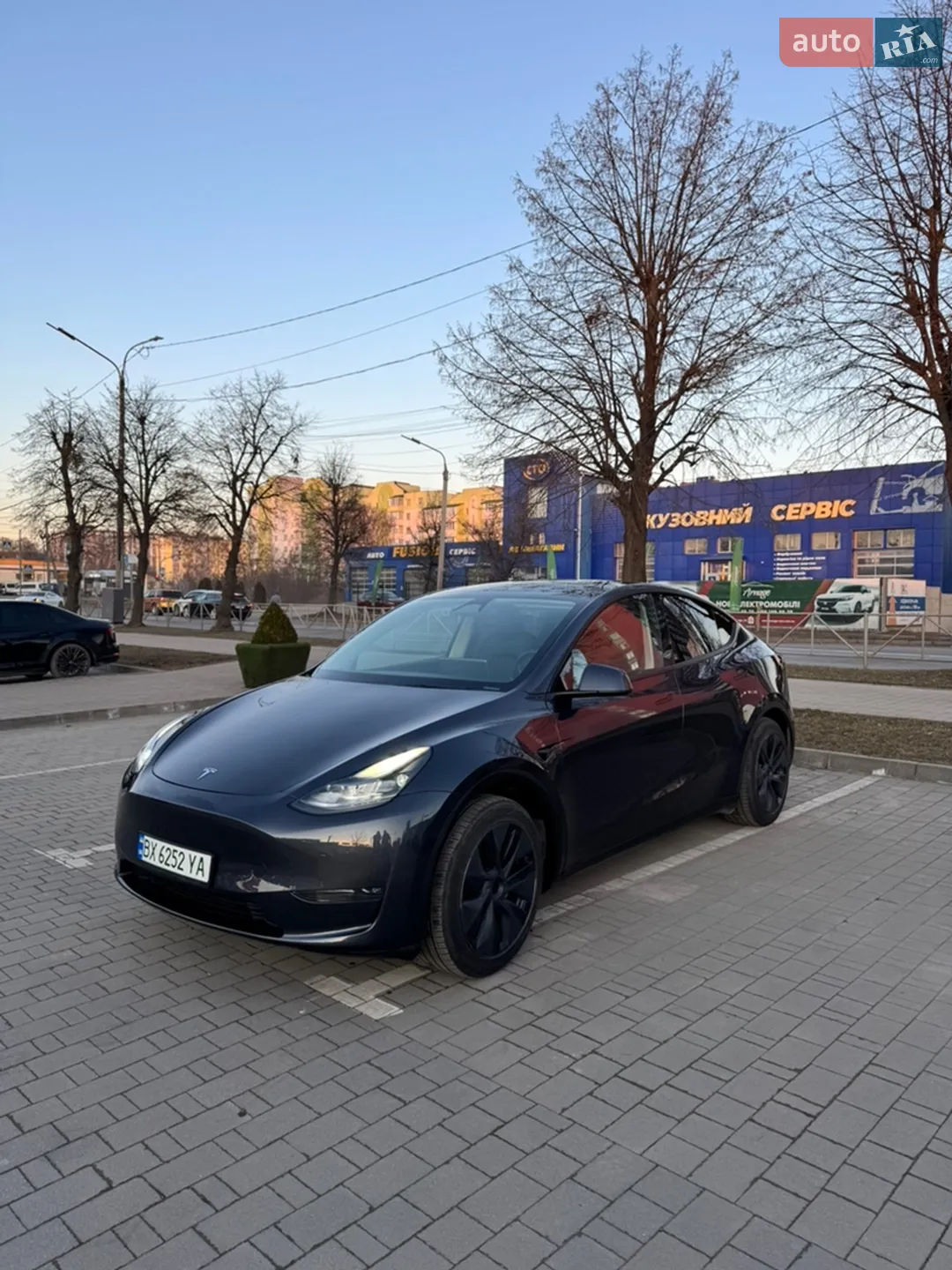 2024 Tesla Model Y - мініатюра 14