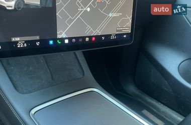 Позашляховик / Кросовер Tesla Model Y 2020 в Кривому Розі