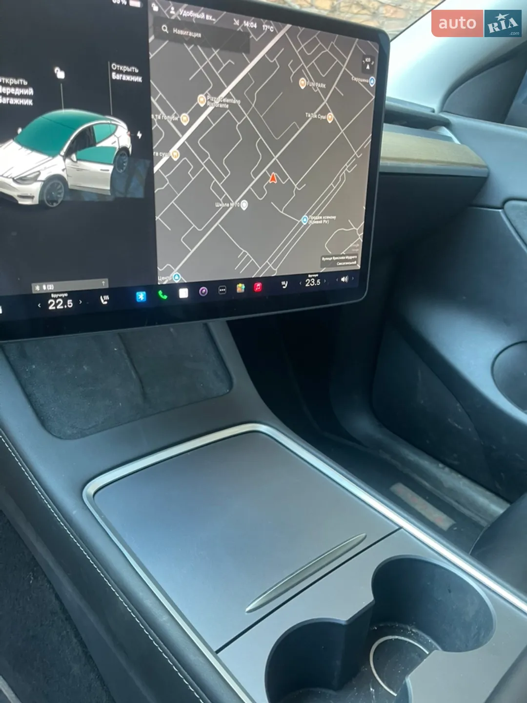 2020 Tesla Model Y - мініатюра 9