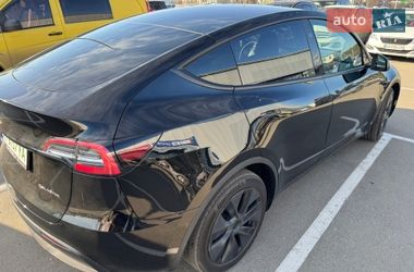 Внедорожник / Кроссовер Tesla Model Y 2024 в Киеве