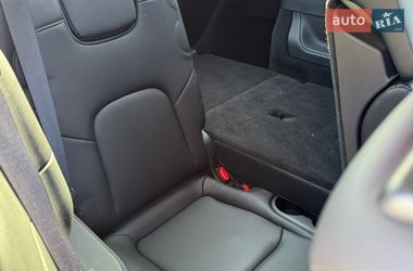 Внедорожник / Кроссовер Tesla Model Y 2024 в Киеве