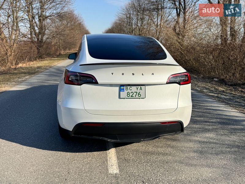 Внедорожник / Кроссовер Tesla Model Y 2023 в Львове