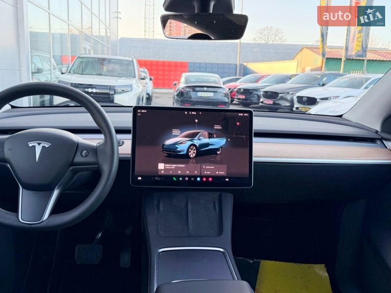 Внедорожник / Кроссовер Tesla Model Y 2023 в Киеве