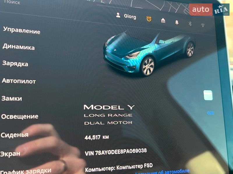 Внедорожник / Кроссовер Tesla Model Y 2023 в Киеве