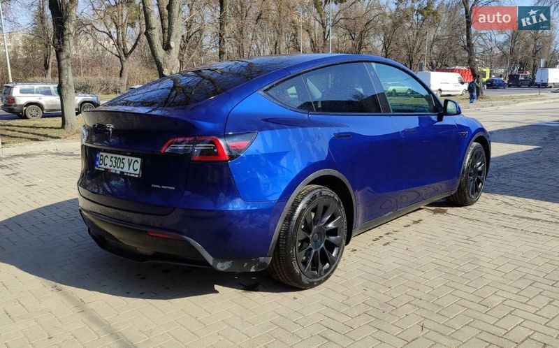 Позашляховик / Кросовер Tesla Model Y 2022 в Львові