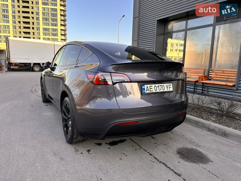 Позашляховик / Кросовер Tesla Model Y 2023 в Дніпрі