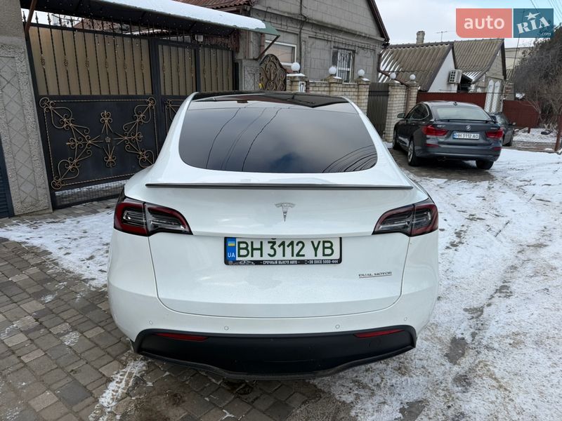 Внедорожник / Кроссовер Tesla Model Y 2020 в Одессе