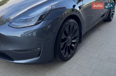 Внедорожник / Кроссовер Tesla Model Y 2022 в Ужгороде