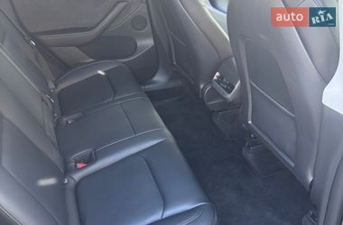 Внедорожник / Кроссовер Tesla Model Y 2022 в Ужгороде