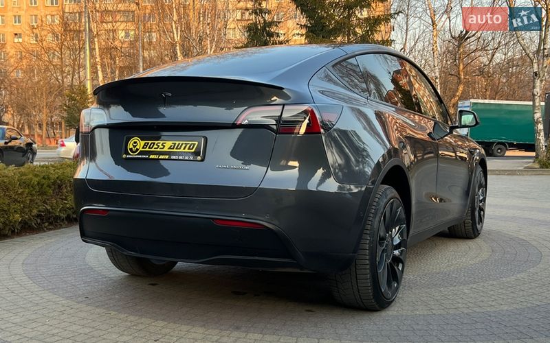 Внедорожник / Кроссовер Tesla Model Y 2020 в Львове