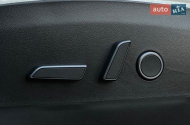 Внедорожник / Кроссовер Tesla Model Y 2020 в Львове