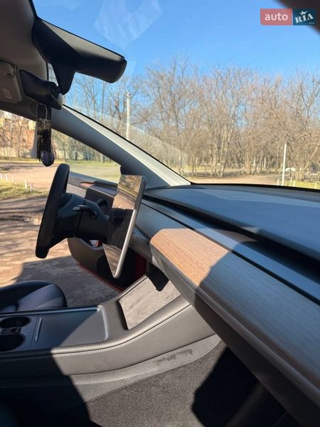 Внедорожник / Кроссовер Tesla Model Y 2023 в Одессе фото 17 Внедорожник / Кроссовер Tesla Model Y 2023 в Одессе