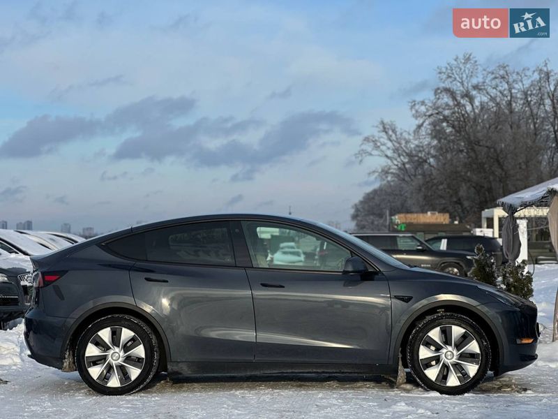 Позашляховик / Кросовер Tesla Model Y 2022 в Києві фото 7 Позашляховик / Кросовер Tesla Model Y 2022 в Києві