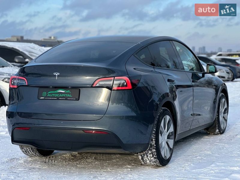 Позашляховик / Кросовер Tesla Model Y 2022 в Києві фото 8 Позашляховик / Кросовер Tesla Model Y 2022 в Києві