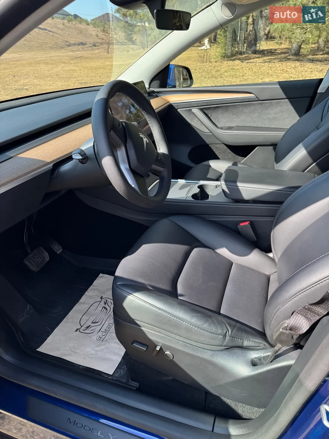 2024 Tesla Model Y - мініатюра 19