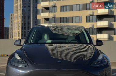 Внедорожник / Кроссовер Tesla Model Y 2022 в Киеве
