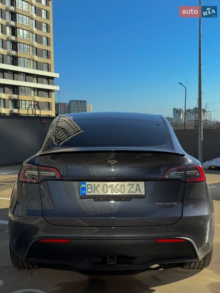 Внедорожник / Кроссовер Tesla Model Y 2022 в Киеве