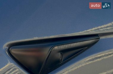 Внедорожник / Кроссовер Tesla Model Y 2022 в Киеве