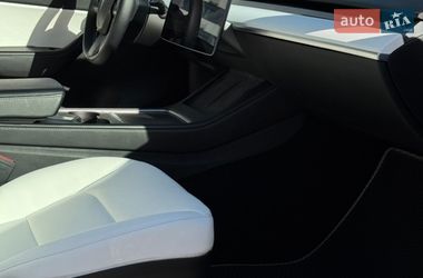 Внедорожник / Кроссовер Tesla Model Y 2022 в Киеве
