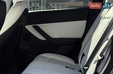 Внедорожник / Кроссовер Tesla Model Y 2022 в Киеве