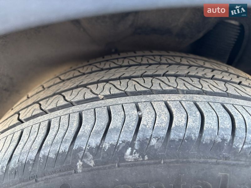 Позашляховик / Кросовер Tesla Model Y 2023 в Тернополі