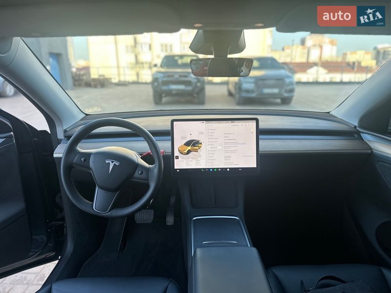 Внедорожник / Кроссовер Tesla Model Y 2023 в Хмельницком