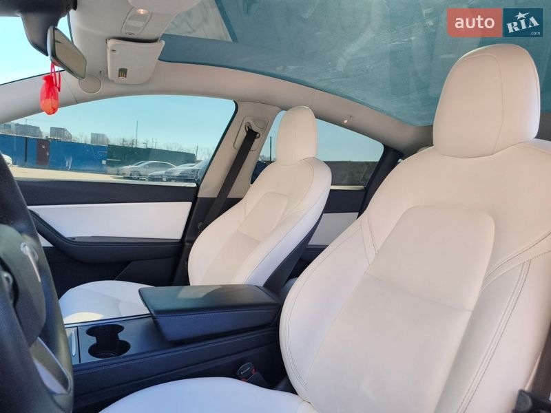 Внедорожник / Кроссовер Tesla Model Y 2021 в Киеве фото 14 Внедорожник / Кроссовер Tesla Model Y 2021 в Киеве