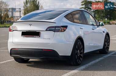 Внедорожник / Кроссовер Tesla Model Y 2022 в Киеве