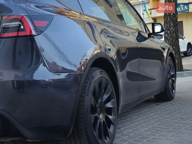 Позашляховик / Кросовер Tesla Model Y 2020 в Львові