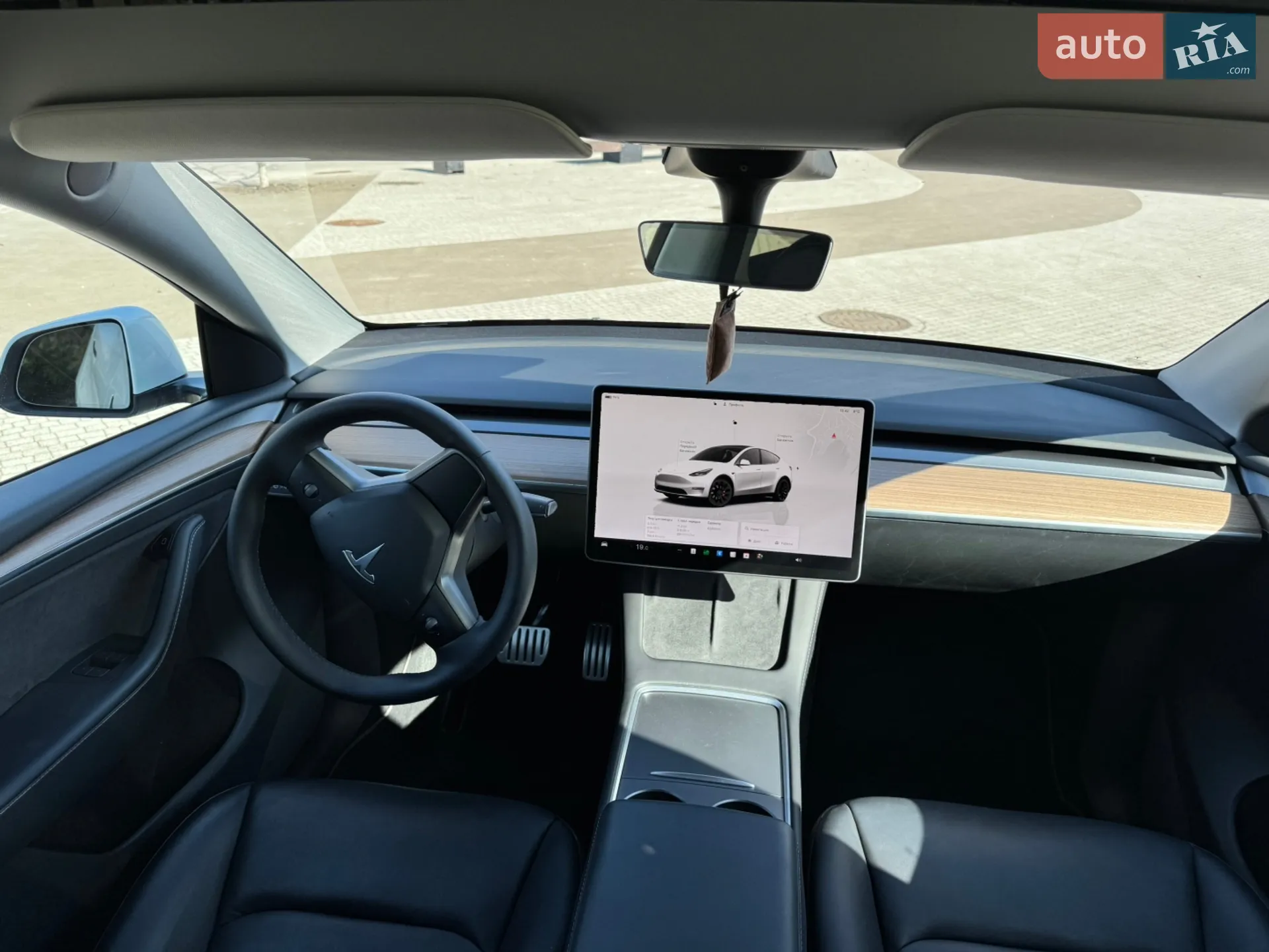 2022 Tesla Model Y - мініатюра 11