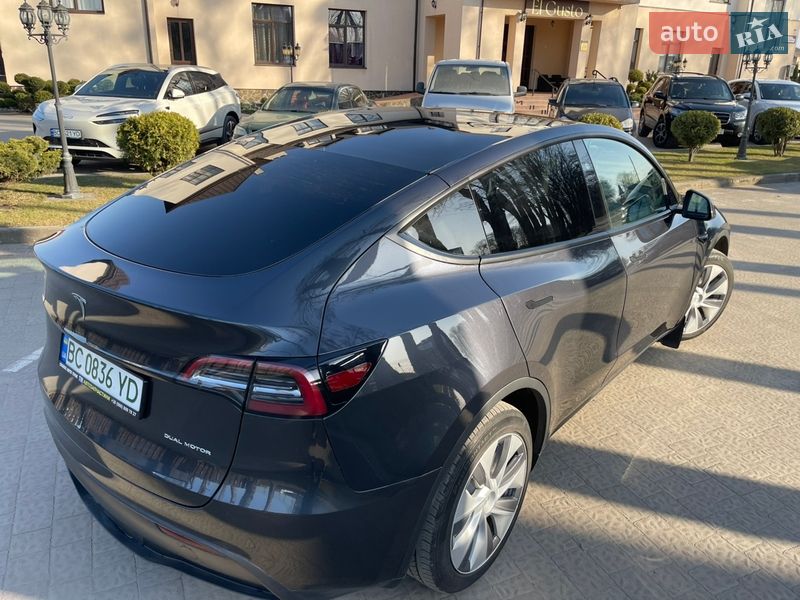 Внедорожник / Кроссовер Tesla Model Y 2024 в Стрые