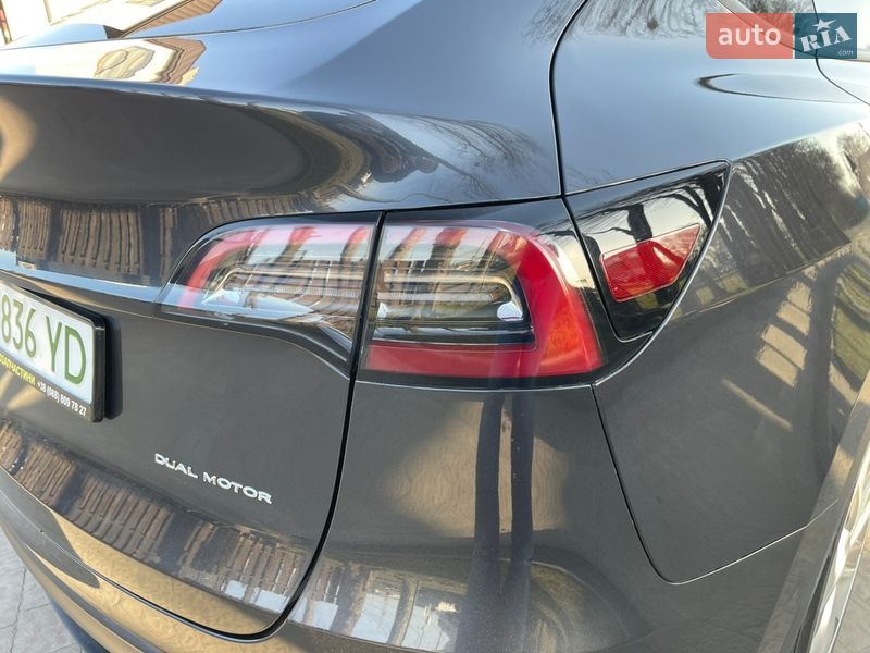 Внедорожник / Кроссовер Tesla Model Y 2024 в Стрые