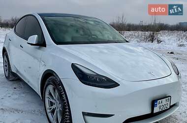 Внедорожник / Кроссовер Tesla Model Y 2022 в Киеве