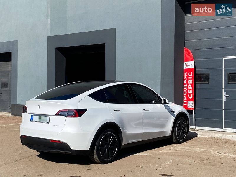 Внедорожник / Кроссовер Tesla Model Y 2023 в Киеве фото 11 Внедорожник / Кроссовер Tesla Model Y 2023 в Киеве