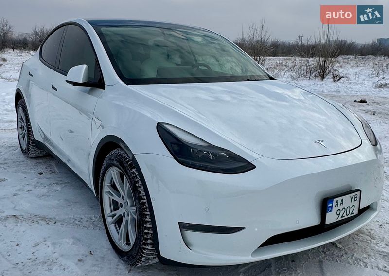 Tesla Model Y 2022