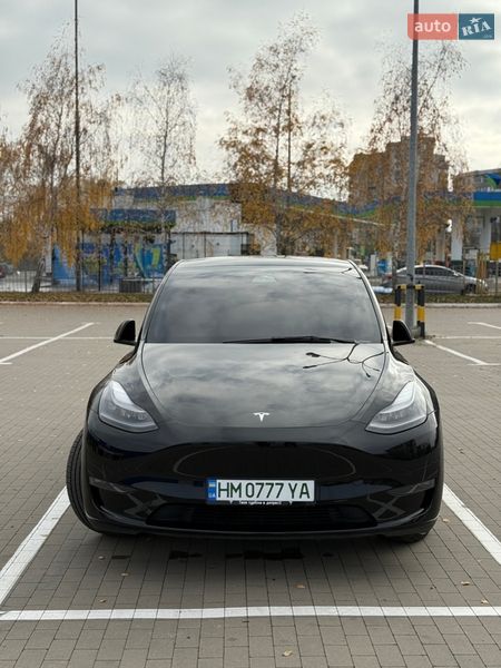 Внедорожник / Кроссовер Tesla Model Y 2023 в Киеве