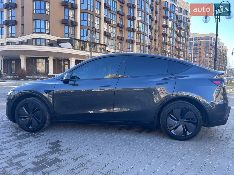 Внедорожник / Кроссовер Tesla Model Y 2025 в Софиевской Борщаговке фото 6 Внедорожник / Кроссовер Tesla Model Y 2025 в Софиевской Борщаговке